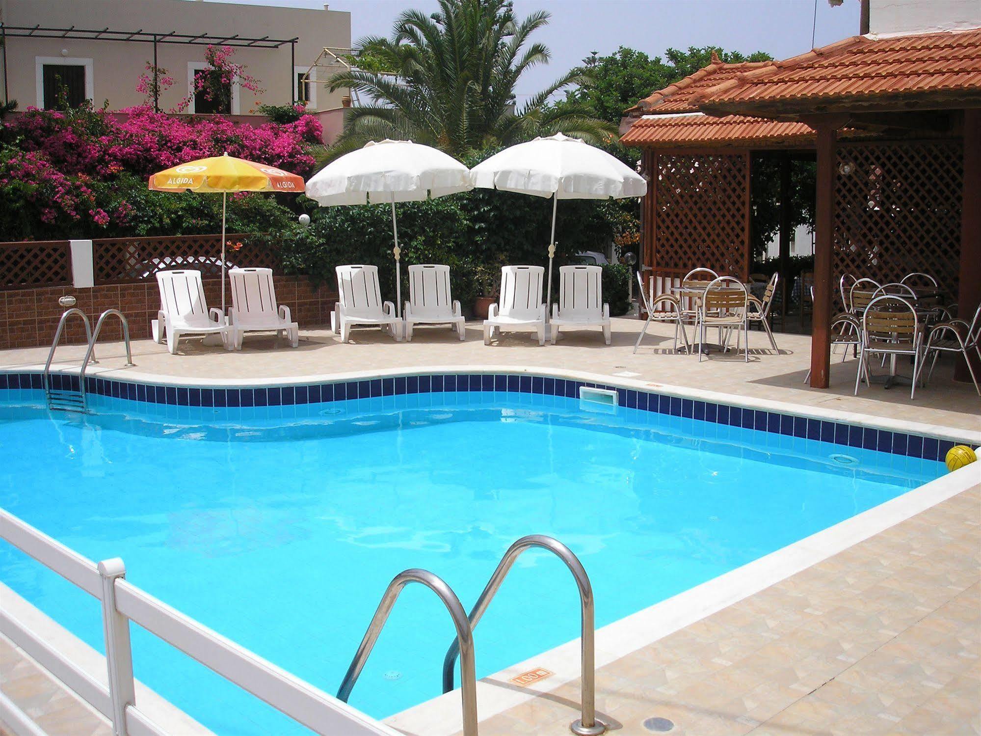 Dimitra Apartments Goúvai Ngoại thất bức ảnh